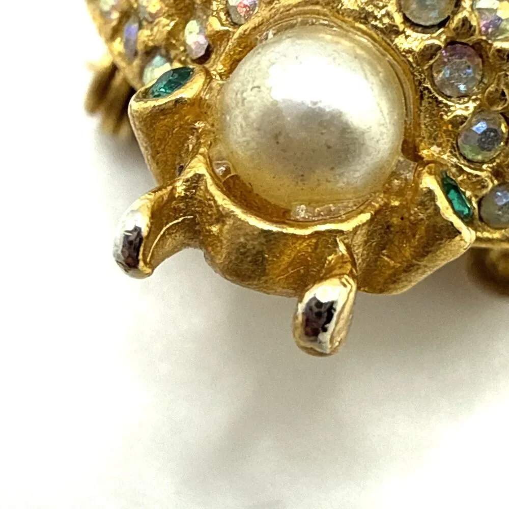 Vintage Unsigned Hattie Carnegie Ladybug Brooch Gold Tone Blue Body Beetle 1.25